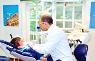 Untersuchung in der Zahnarztpraxis Ghannam in Bremen