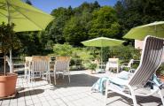 Terrasse bei schönem Wetter Hotel 