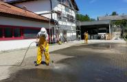 Bauendreinigung - Aufffahrt von der Gebäudereinigung Klama in Pforzheim