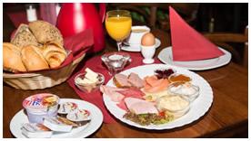 Leckere regionale und französische Speisen. Hotel mit eigener Brasserie.