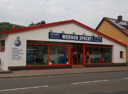 Das Reifencenter von der Werner Specht GmbH bietet ein Riesen Sortiment rund ums Fahrzeug