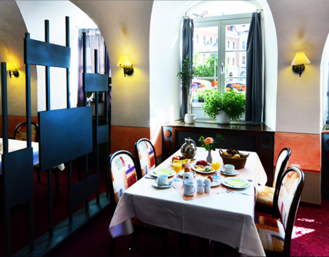 Lecker Essen in einem angenehmen Ambiente Genießen Sie die traditionelle Küche